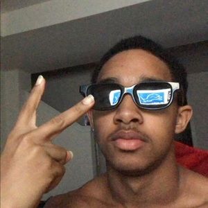 Meet your Posher, Fred